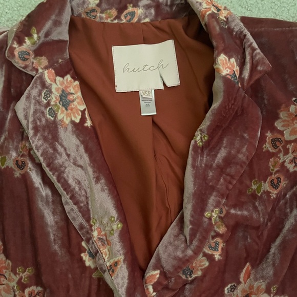 EUC Hutch Floral Burnout Velvet Blazer - Picture 5 of 7